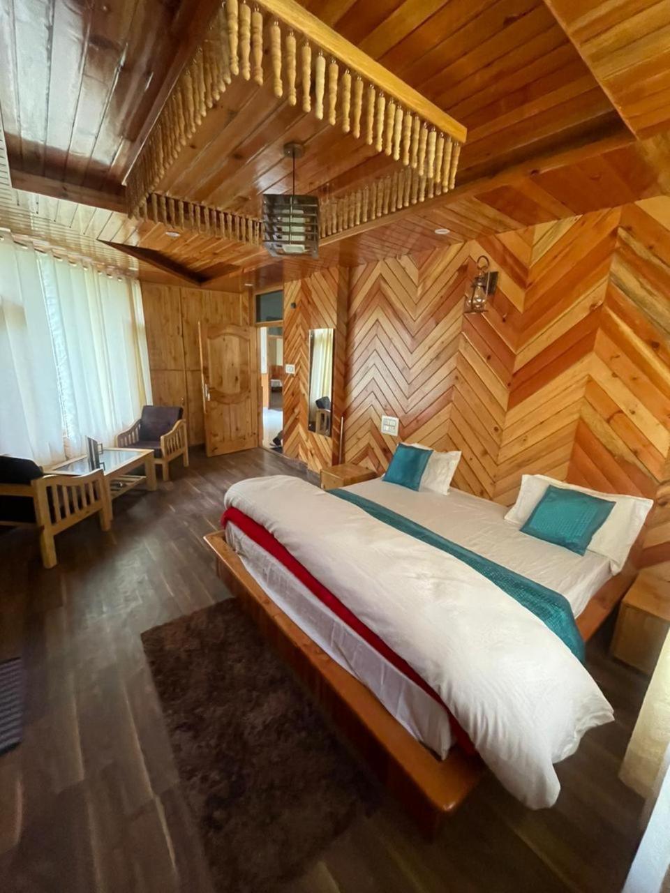 Shangri-La Rooms & Restaurant Kasol Exterior photo
