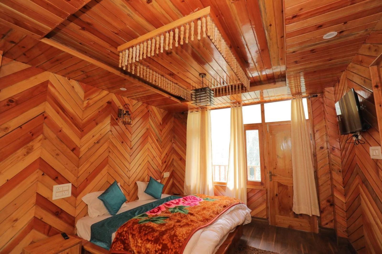 Shangri-La Rooms & Restaurant Kasol Exterior photo